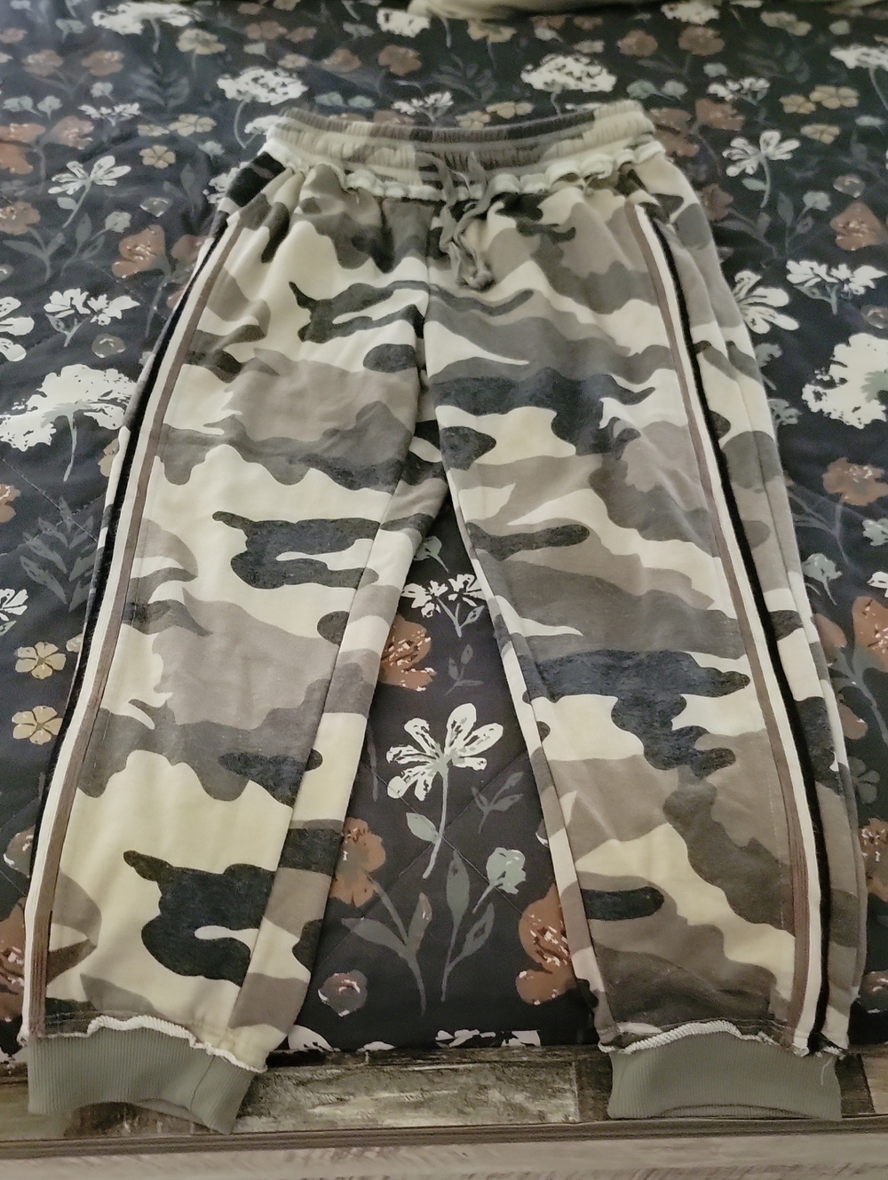 Mystree Olive & Tan Camo Side-Strip Joggers